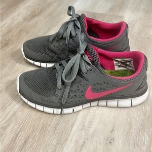 Nike FREE RUN Running Sneakers